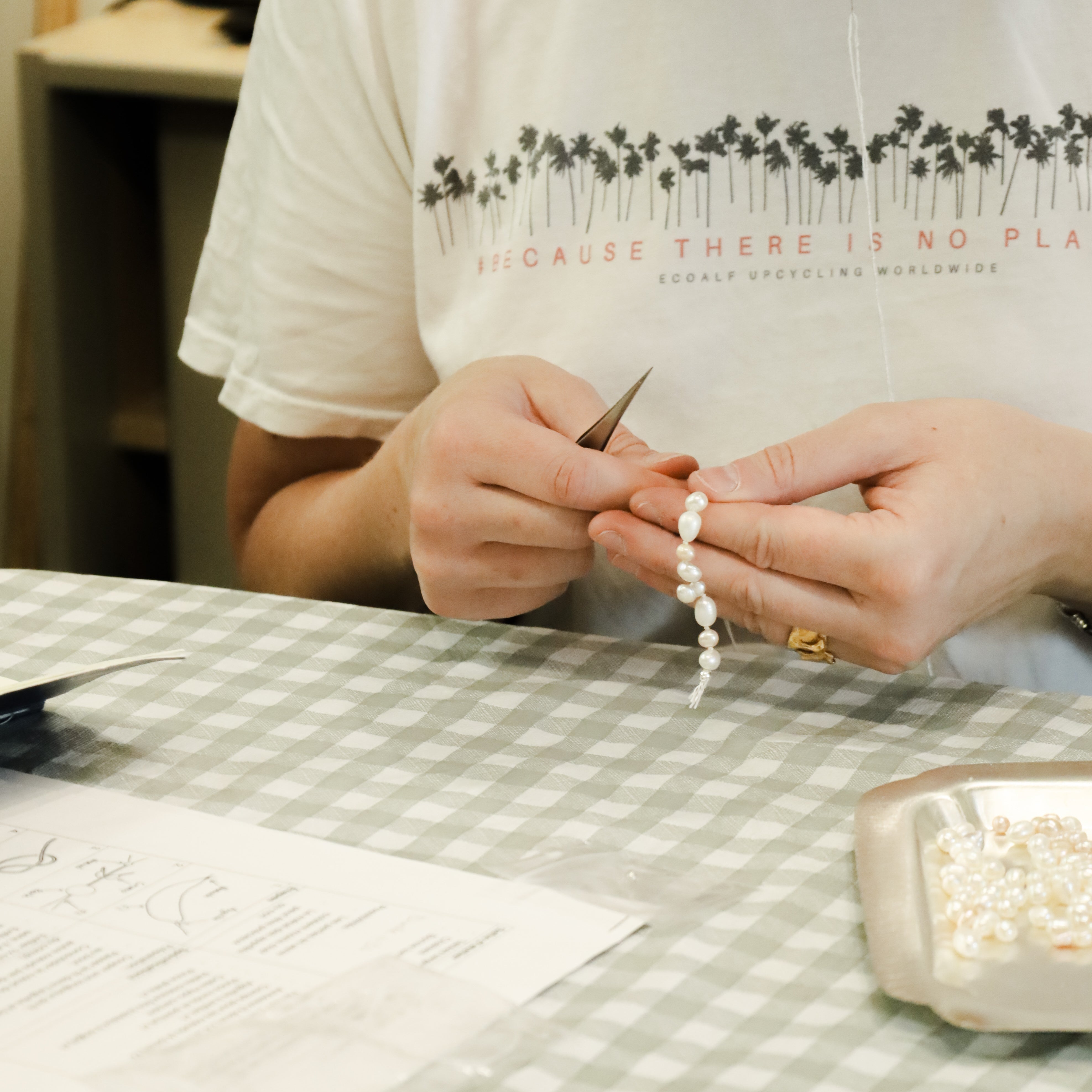 Pearl stringing workshop