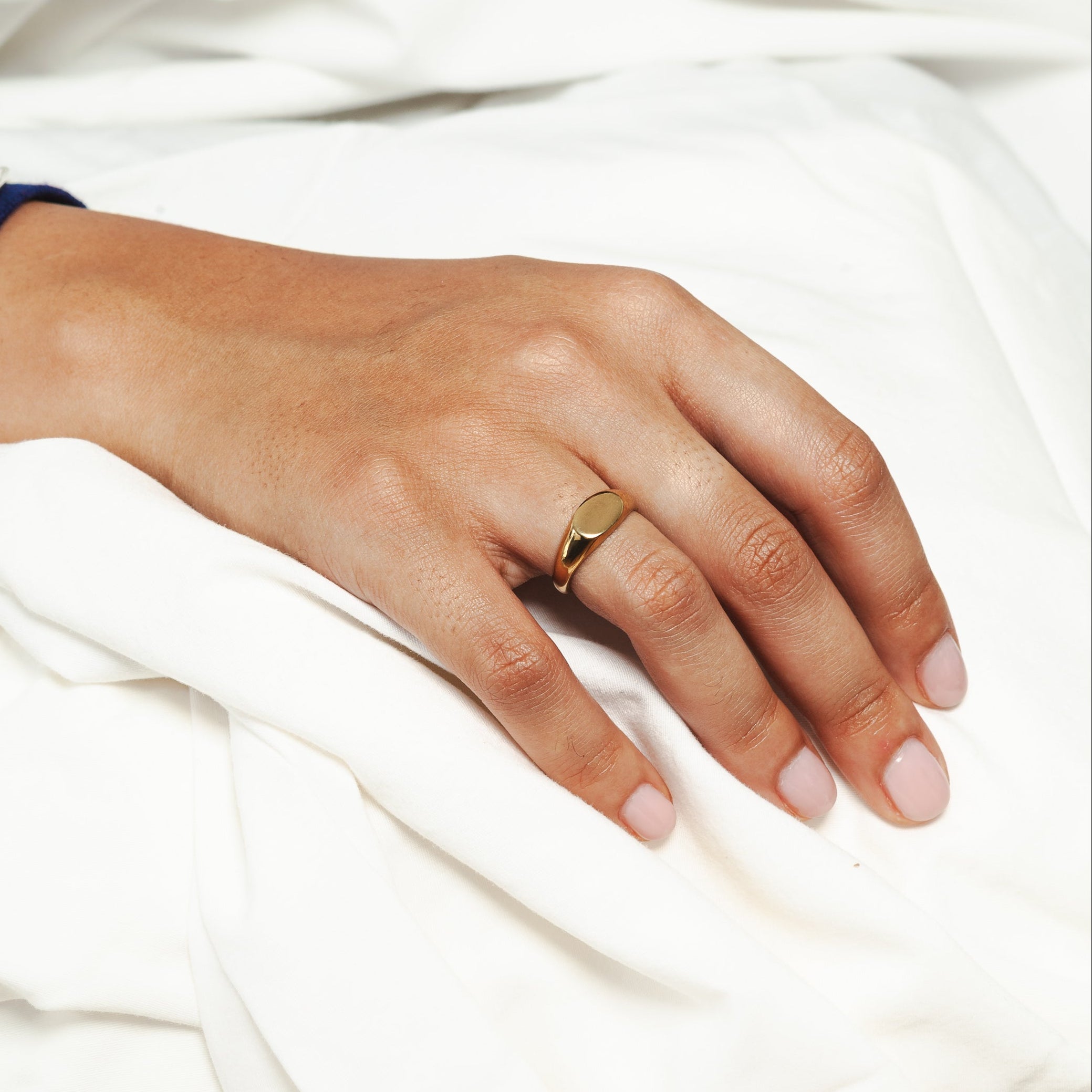 Gold Signet Ring N.00