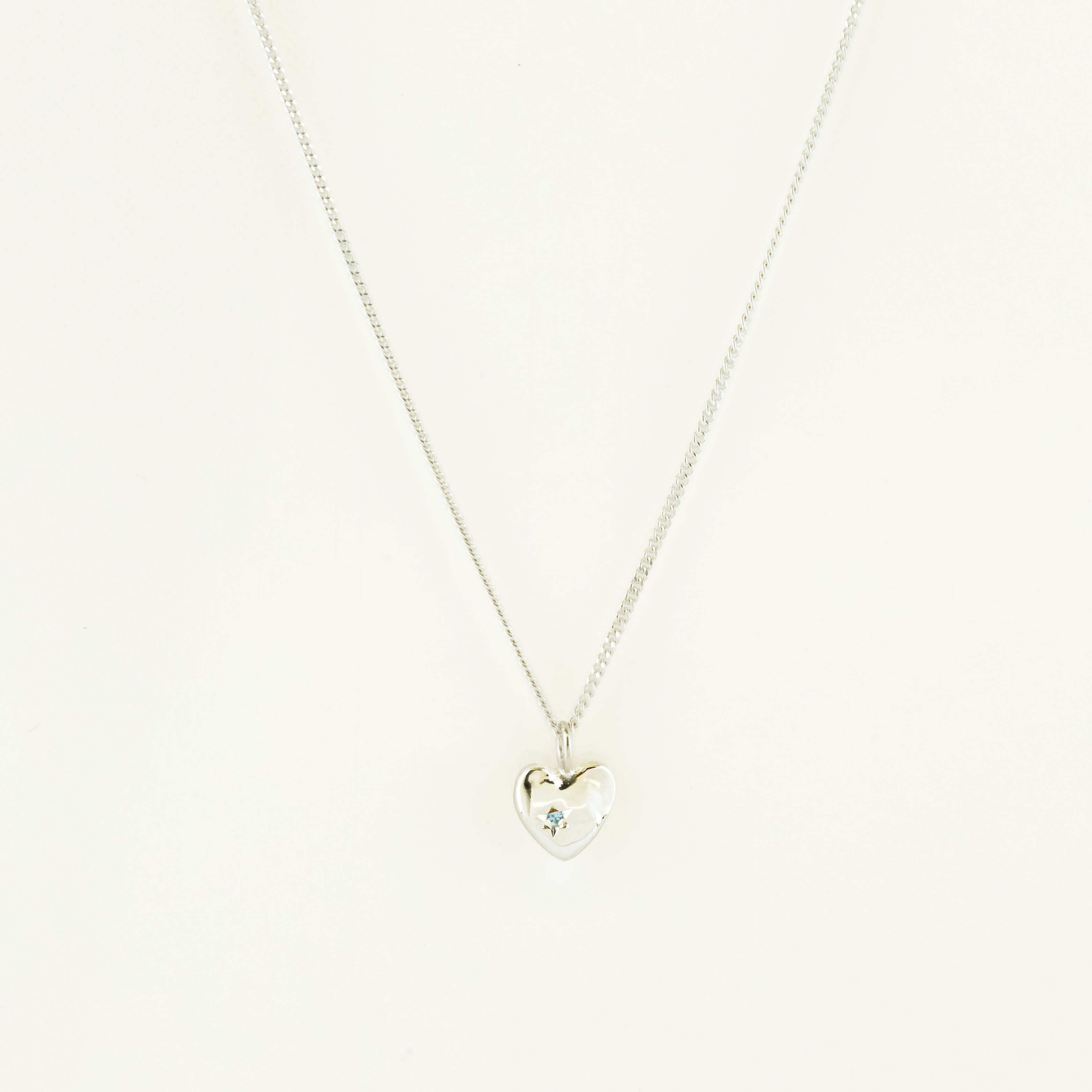 Collier coeur pierre de naissance