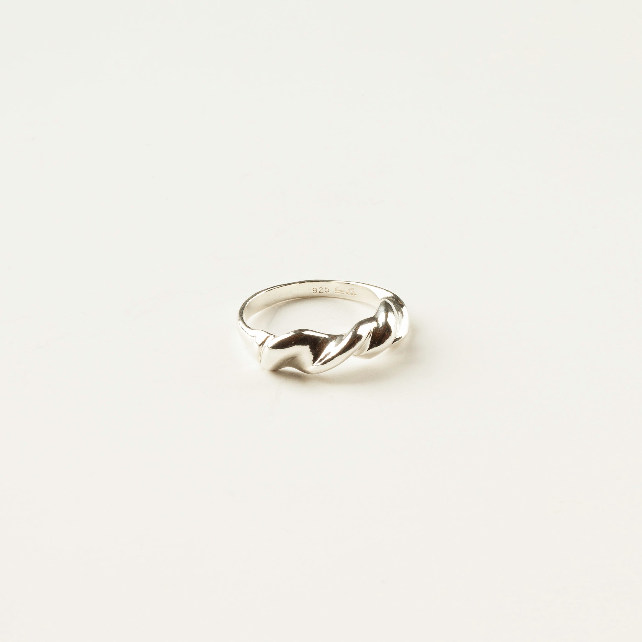 Knot Ring
