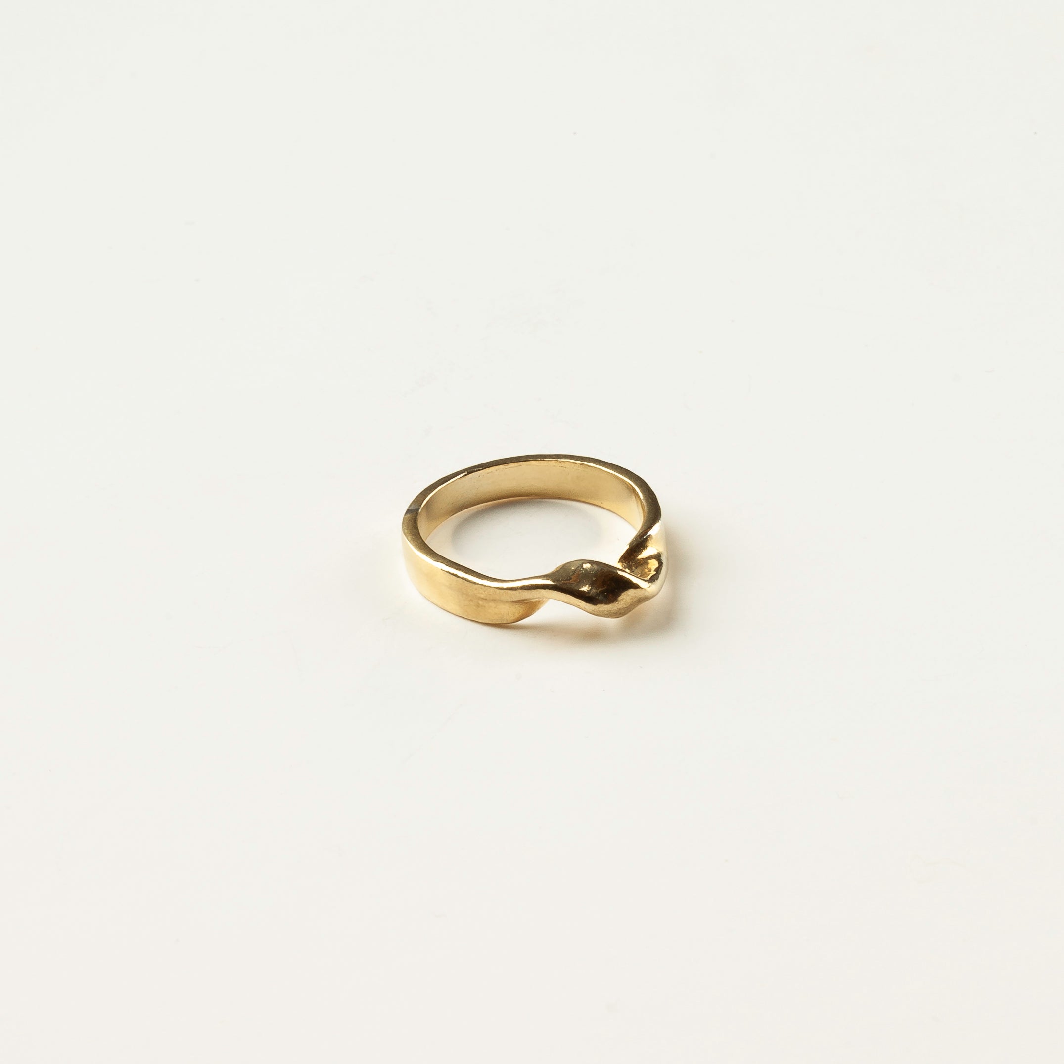 Bague Ruban or