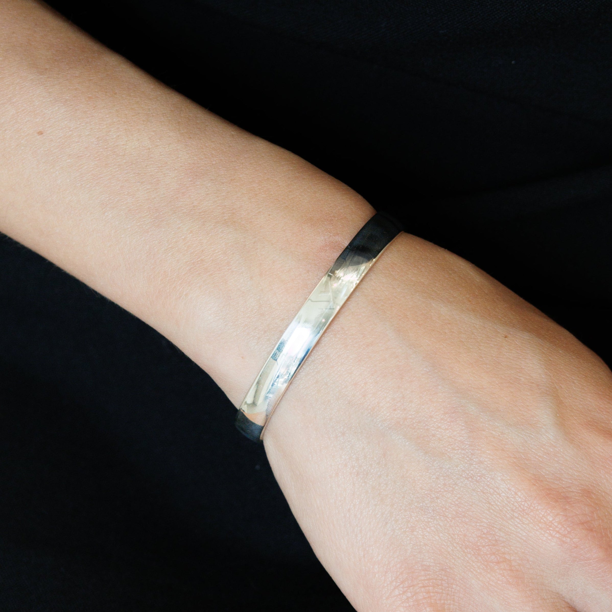 Dome bracelet