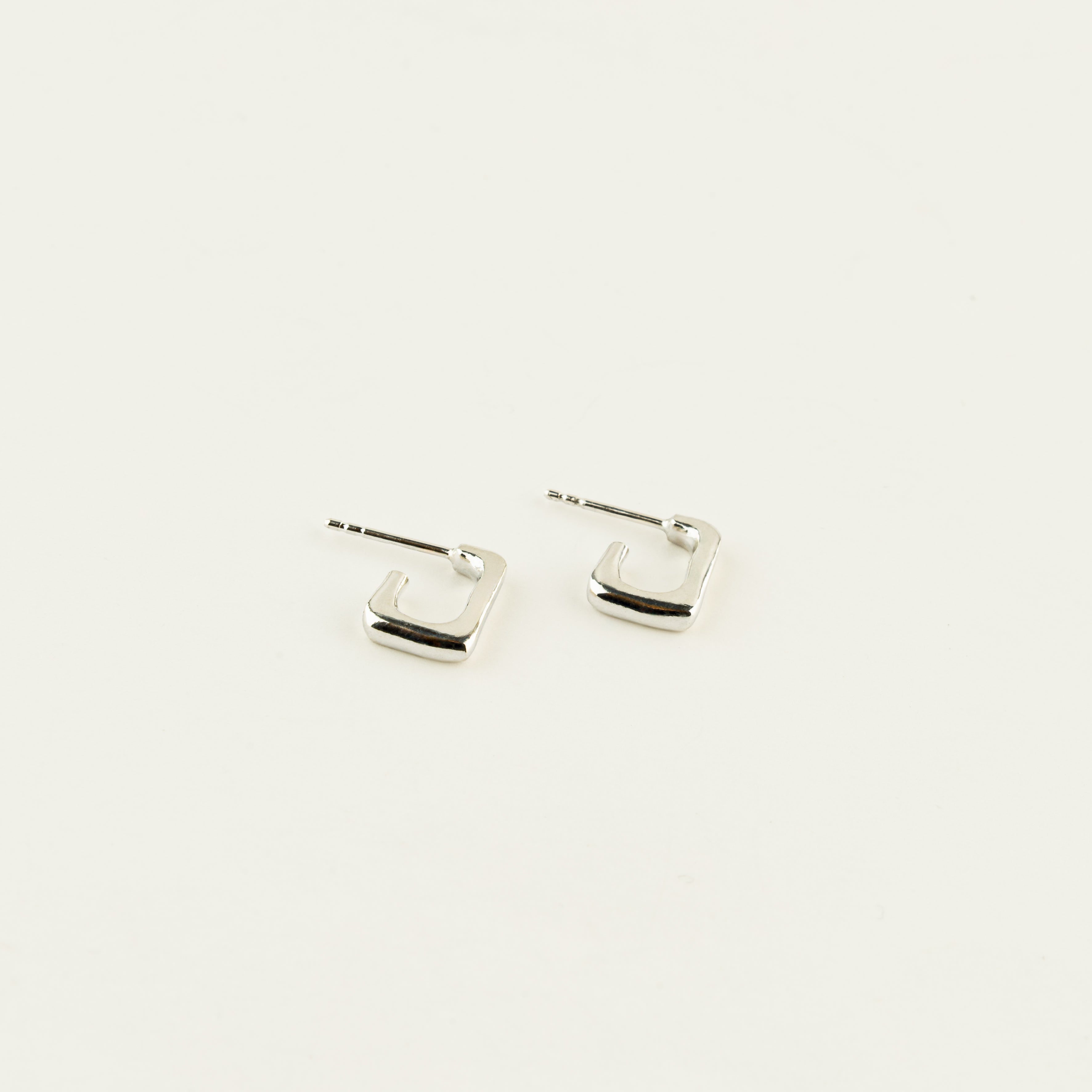 Small Anchor Hoops