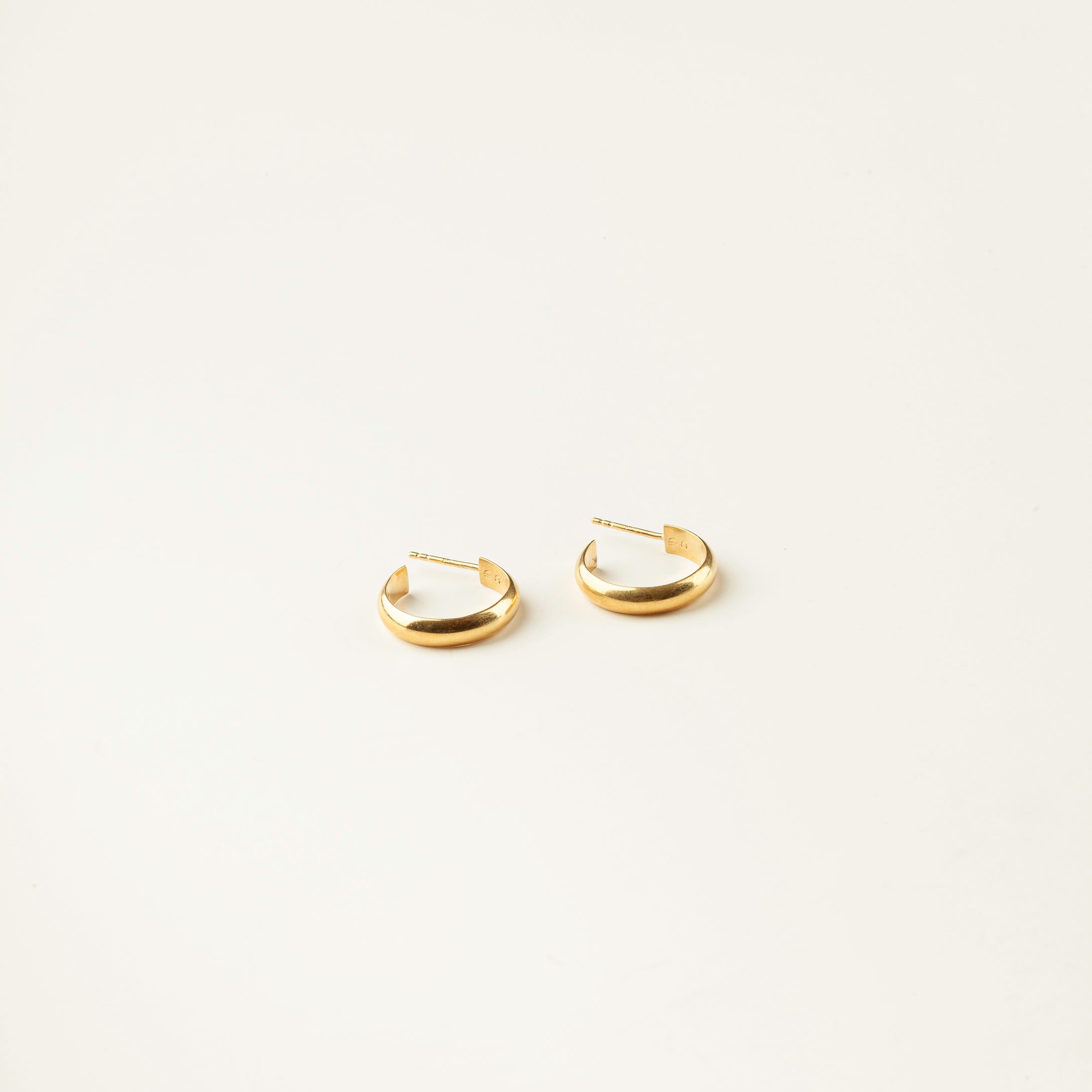 Petits hoops demi-rond or vermeil