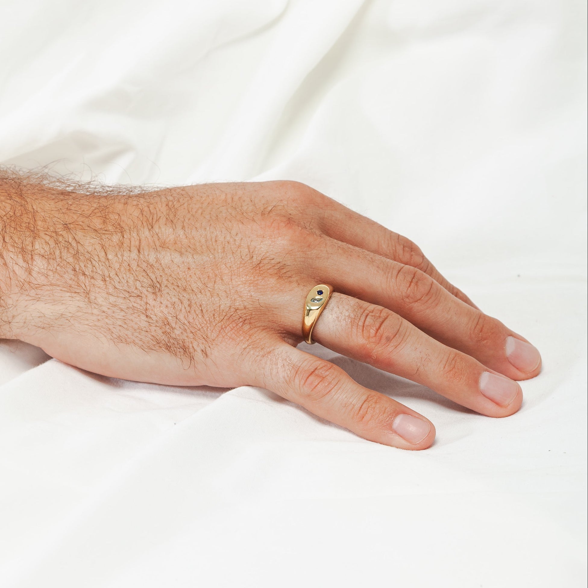 Gold Faceted Signet Ring N.00