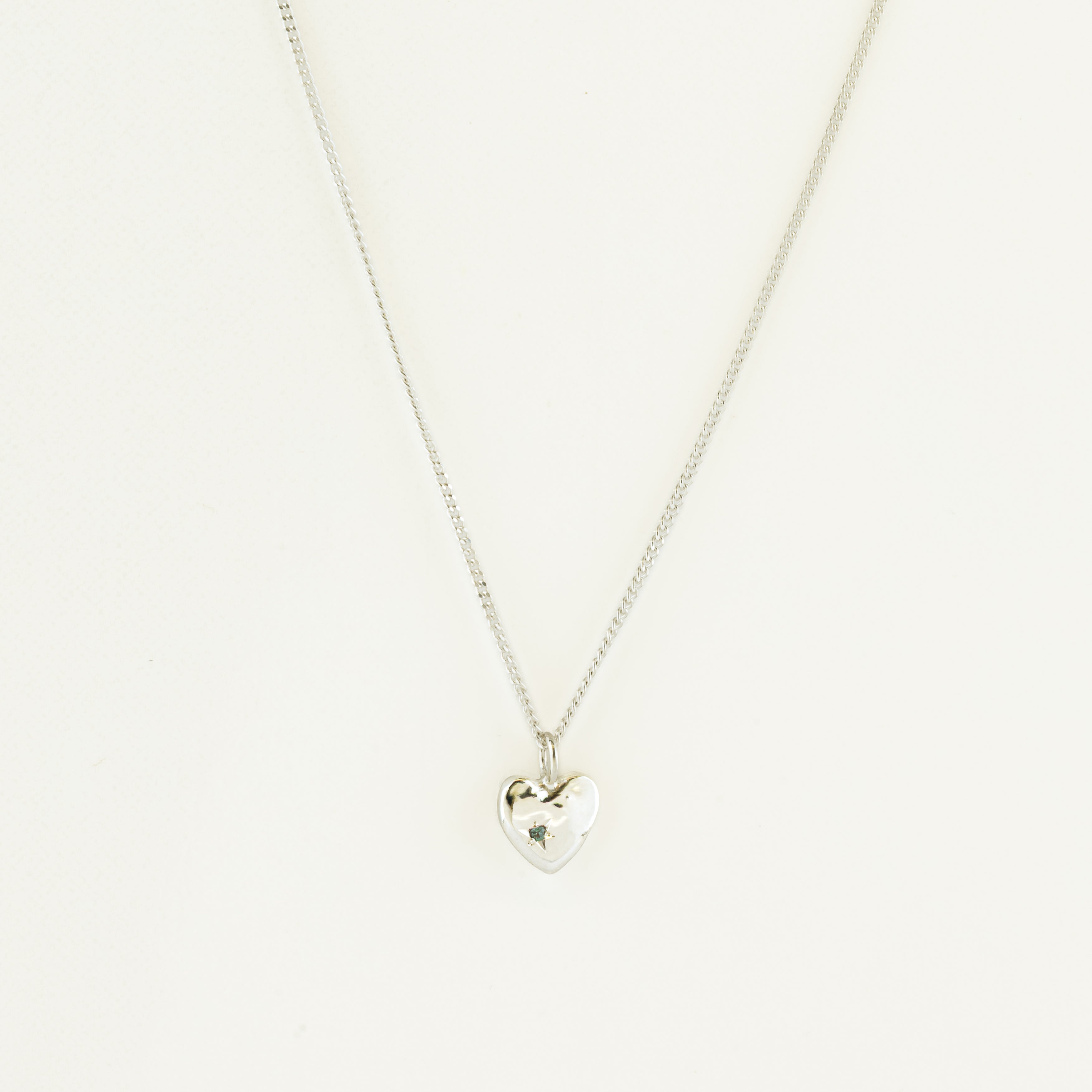 Collier coeur pierre de naissance