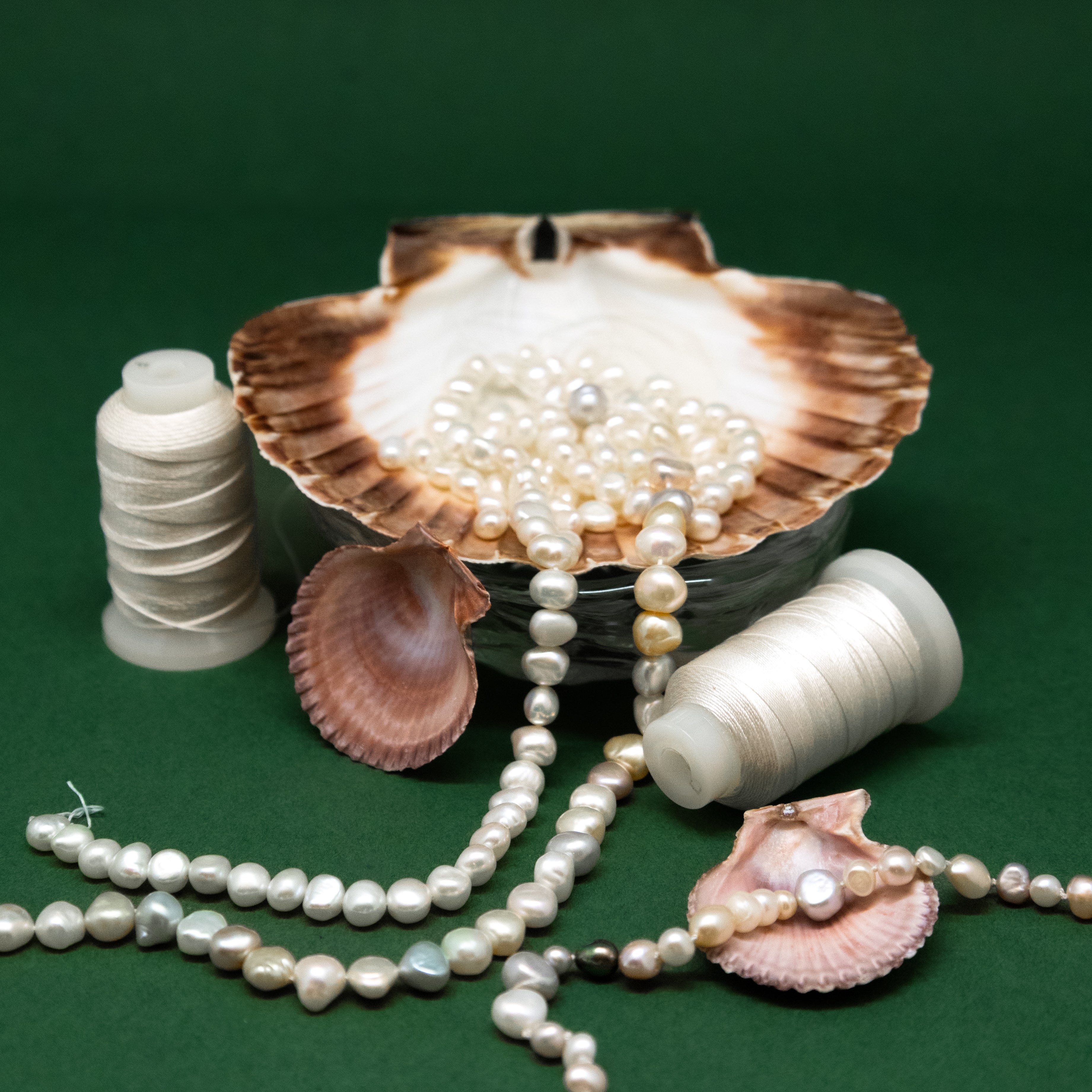 Pearl stringing workshop