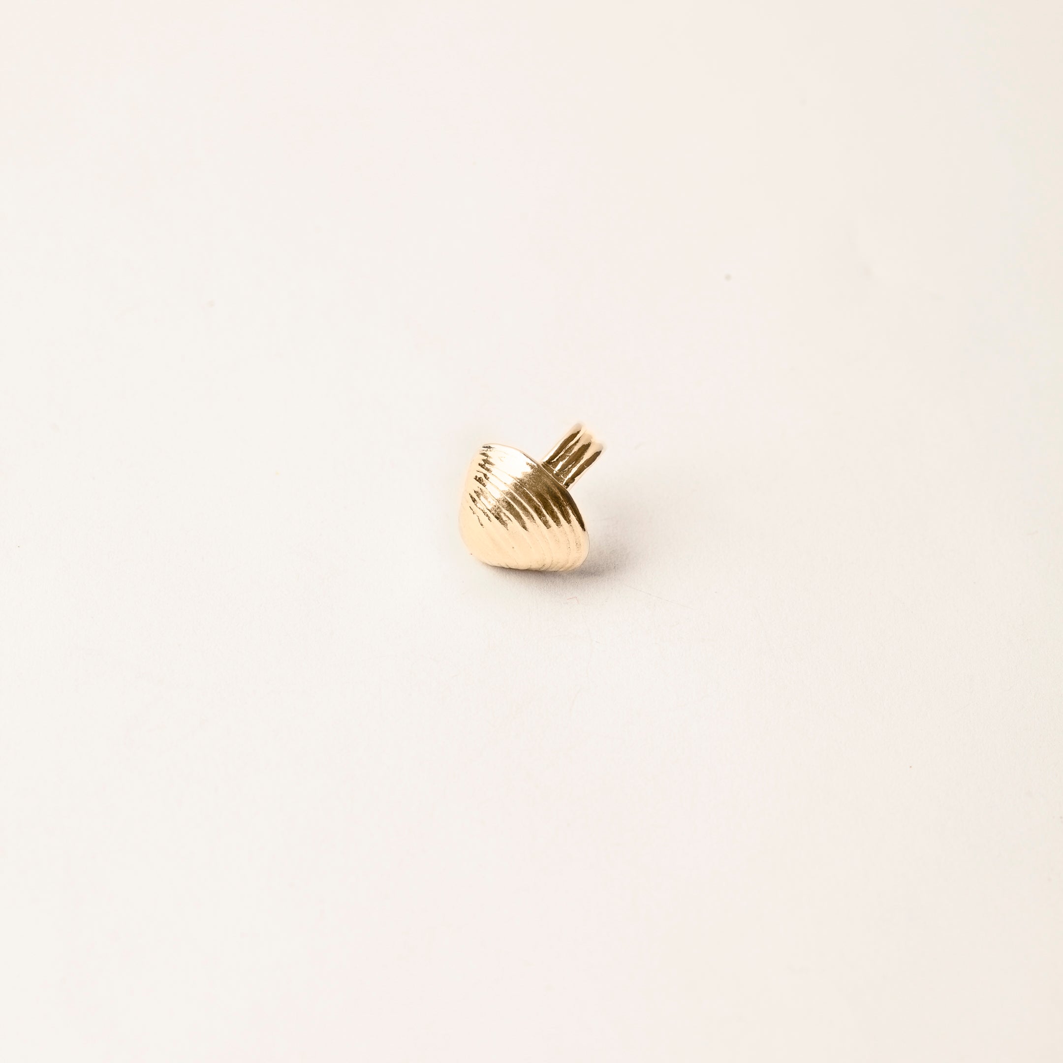 Shell Gold Vermeil Ear Cuff