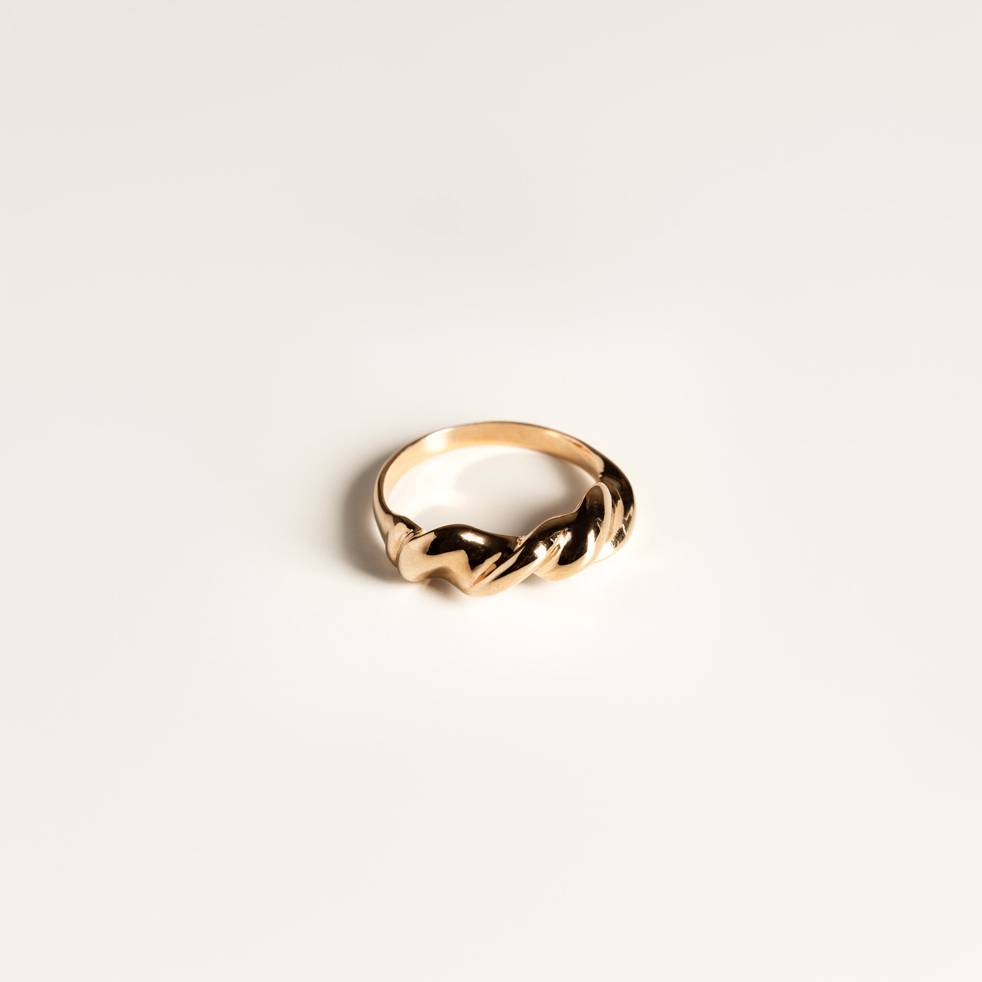 Knot Gold Ring