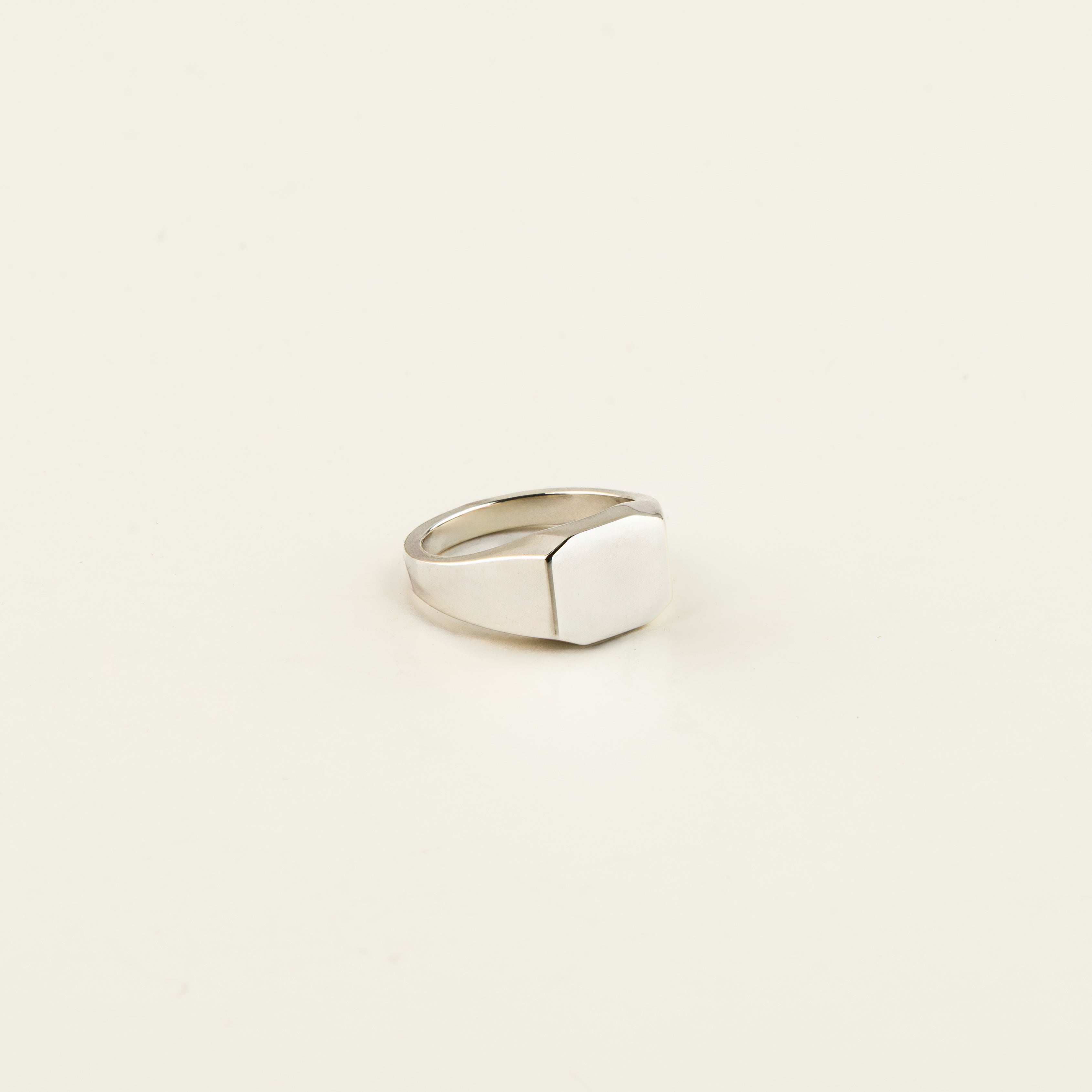 Signet Ring N.08