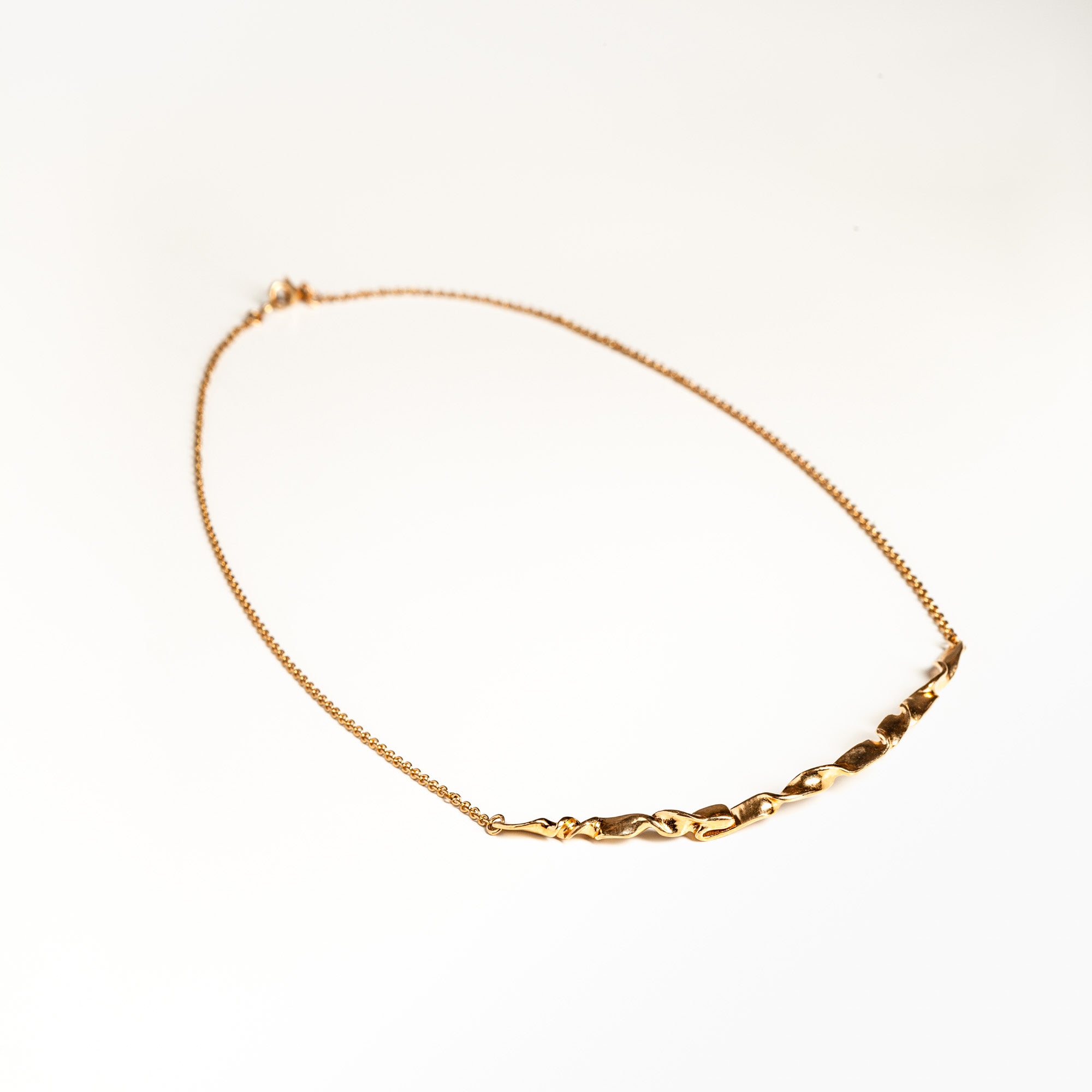 Collier Ruban or vermeil