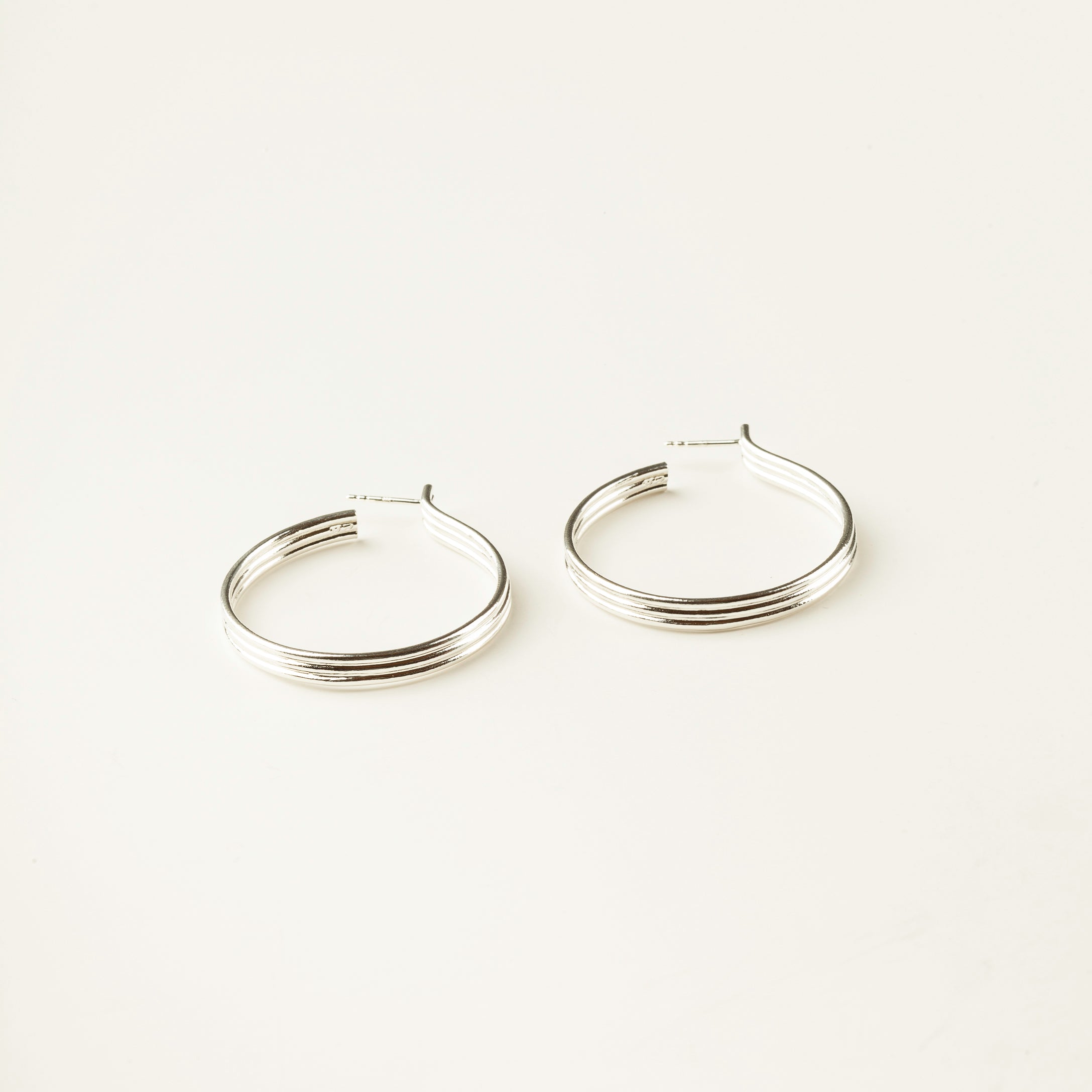 Large Triplet Hoops