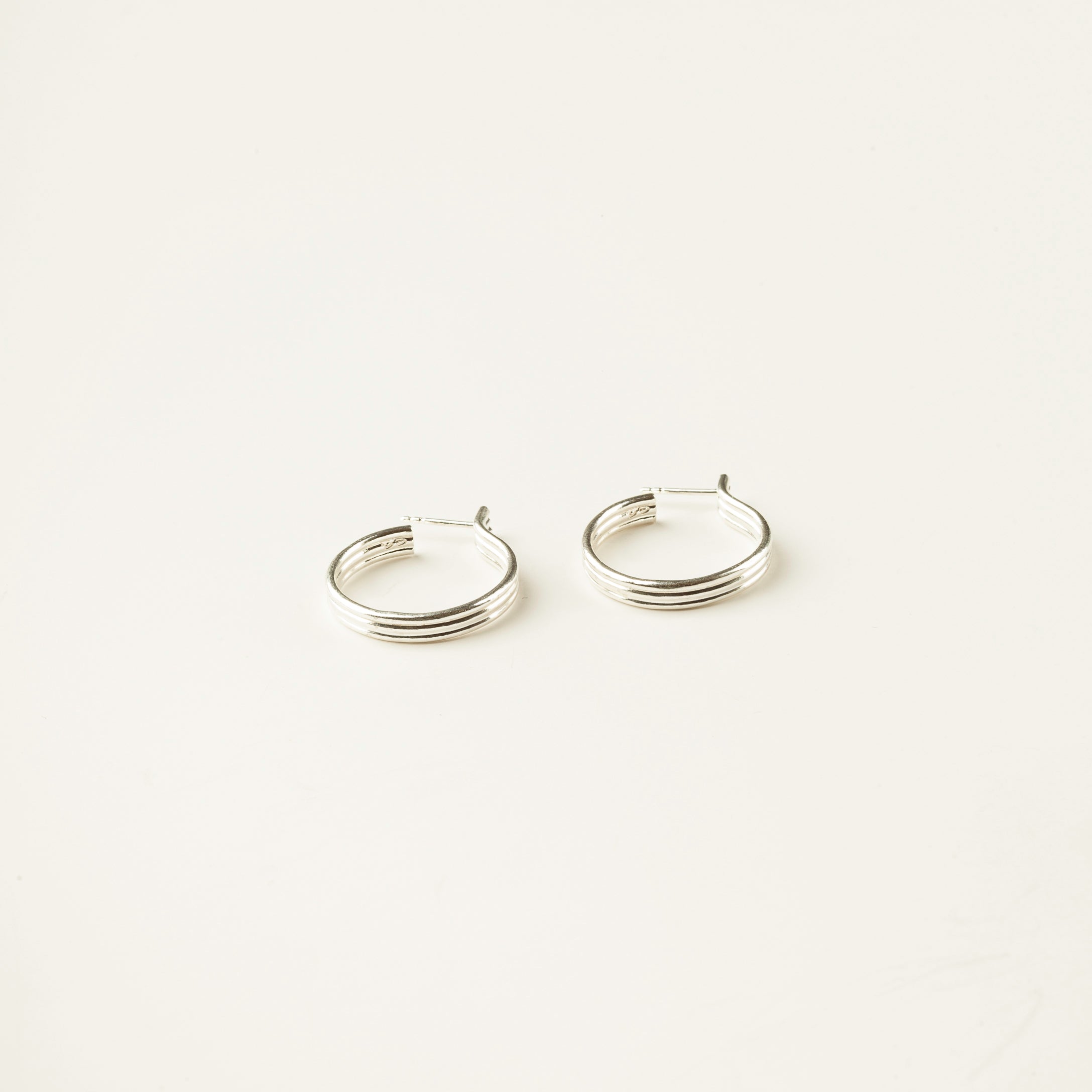 Medium Triplet Hoops