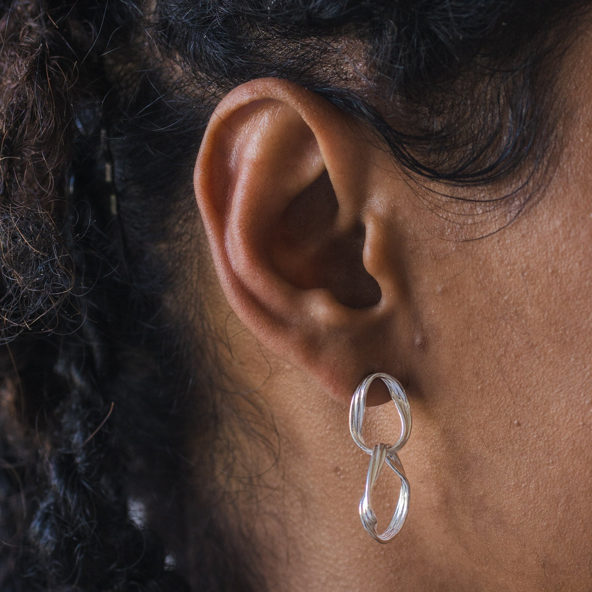 Petites boucles d’oreilles Filé